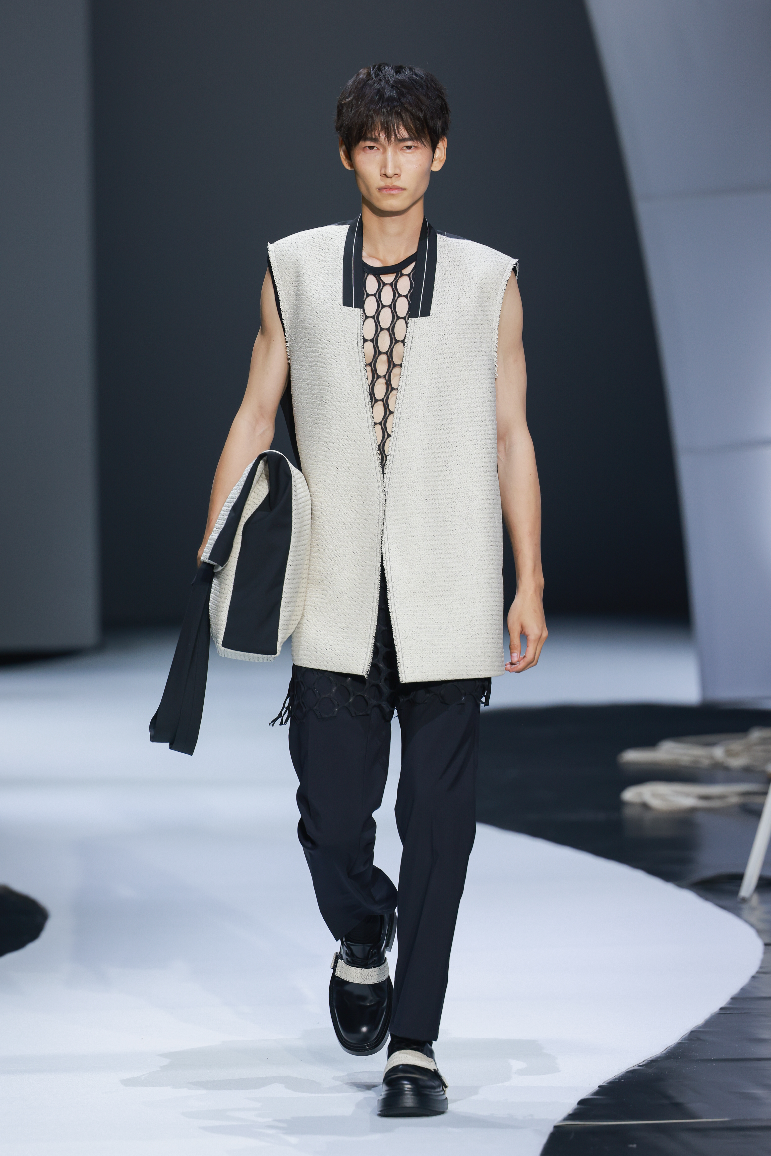 利郎less is more x tien & fang-作品发布-上海时装周